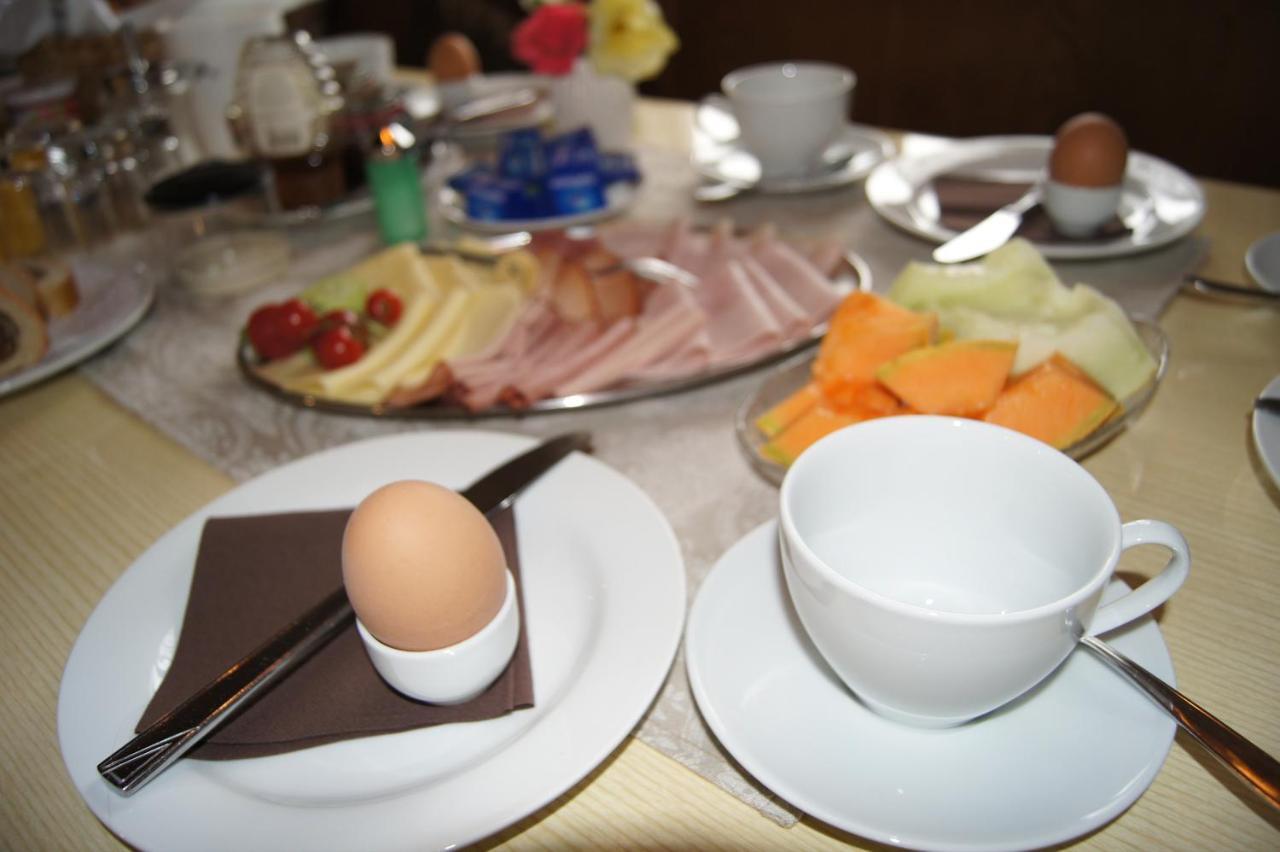Pension Schipflinger อิทเทอร์ ภายนอก รูปภาพ